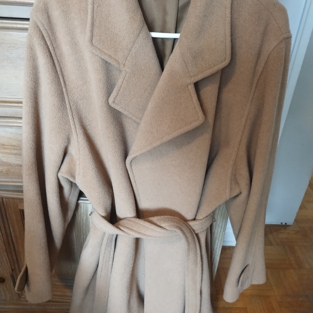 Stylish Vintage Camel Belted Coat